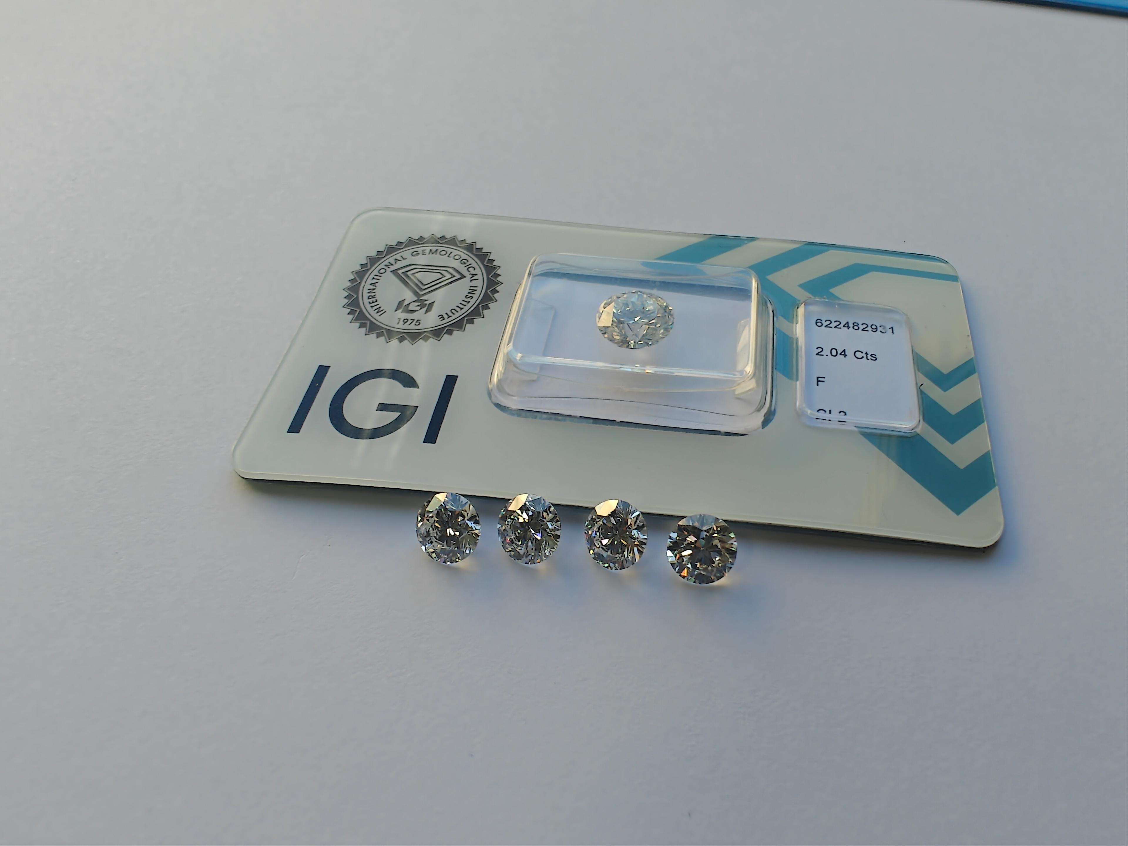 Little Sparks, Forever Love: A Valentine's Day Story in Diamond & Lab-Grown Diamond