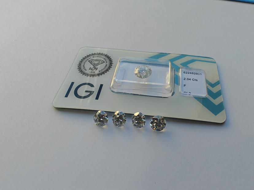 FedEx shipping diamond